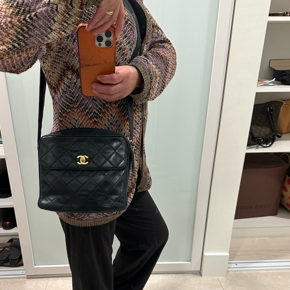 Vintage chanel camera bag - Picture 12 of 15